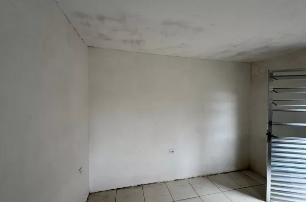 Casa com 01 cômodo,  Jardim Coimbra, São Paulo