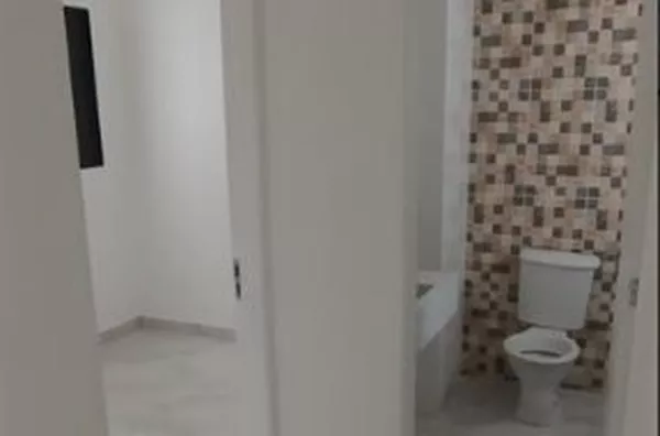  Apartamento Novo com 2 Dormitórios e Sacada – 45m² de Conforto e Praticidade