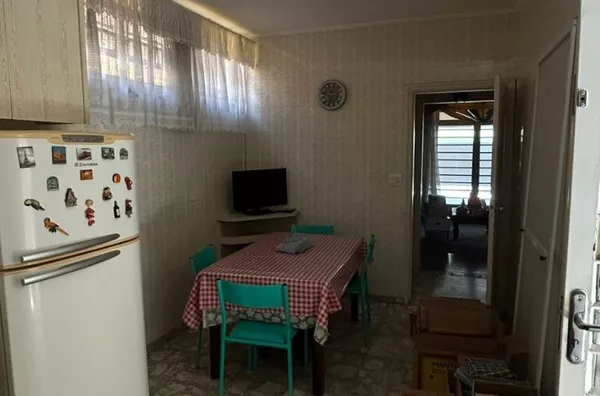 Casa com 05 dormitórios, sala grande, cozinha, 2 banheiros, 2 vagas de garagem. Tatuapé