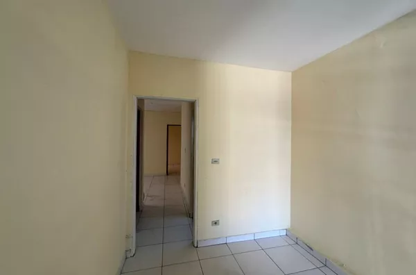 Casa para locação, com 1 vaga e 2 dormitórios 
