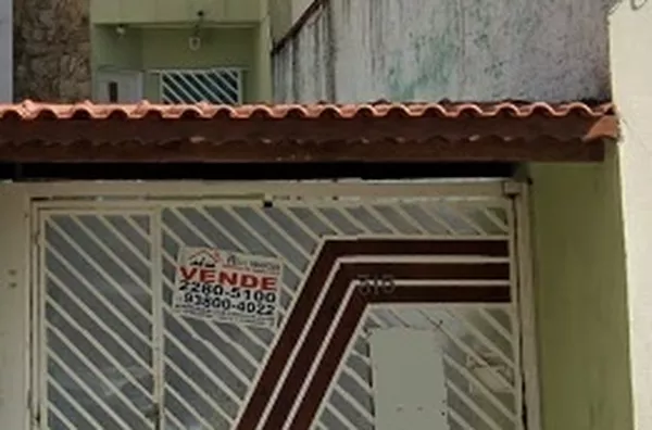 Casa com 03 dormitórios proximo ao metro Arthur Alvim