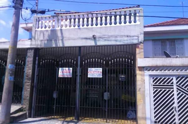 Sobrado a venda com 3 dormitórios