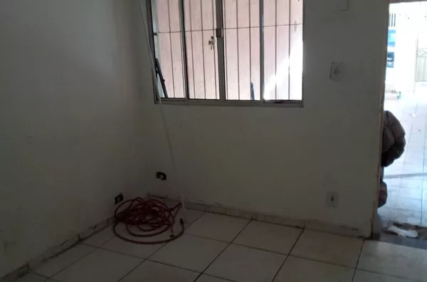 Casa para venda, 2 quarto(s),  Conjunto Habitacional águia De Haia, São Paulo