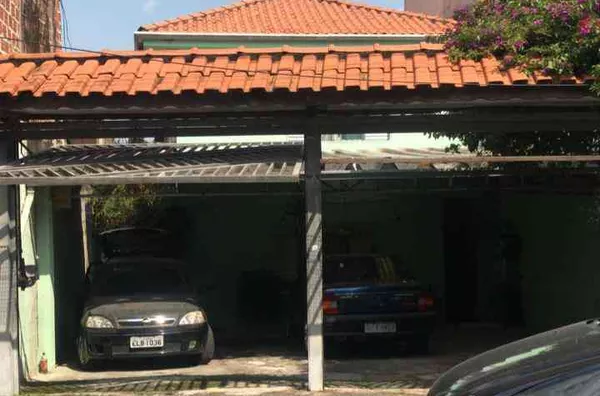 Casa para venda  de 3 dormitórios - Vila Ré