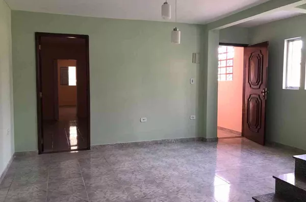 Sobrado com 03 dormitórios - Próximo ao metro Patriarca