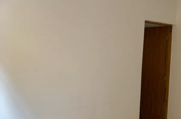 Casa térra com 01 dormitório, sala, cozinha, banheiro e área de serviço