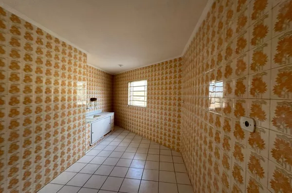 Casa para aluguel, 2 quarto(s),  Vila Campanella, São Paulo