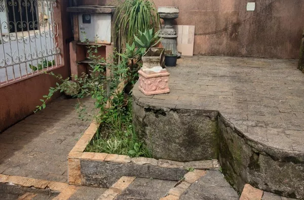 Sobrado para venda com 03 dormitórios, 01 suíte. Vila Buenos Aires.