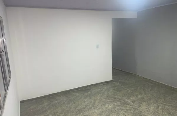 Casa Térrea Ampla e Independente na Vila Formosa