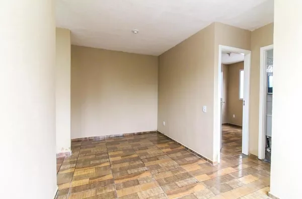 Apartamento com 02 dormitórios em Itaquera, com fácil acesso aos pontos de ônibus.