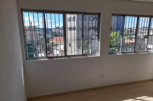 Conjunto com 5 Salas Comerciais | Estrutura Completa e Localização Estratégica