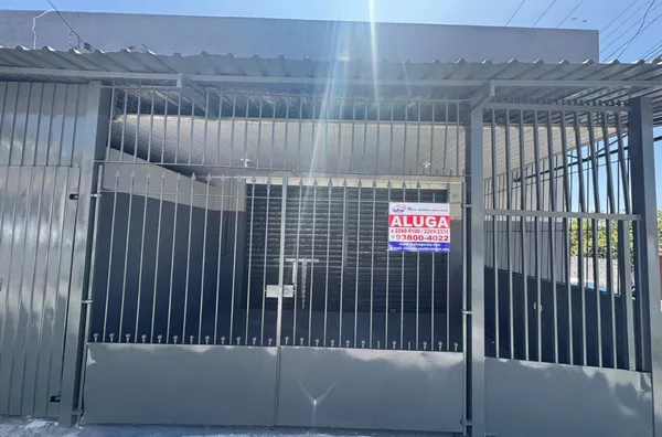 Salão comercial localizado na Vila Campanela