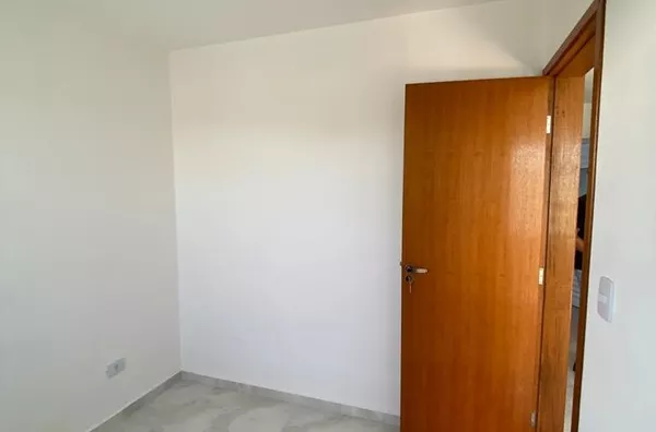 Apartamentos Novos - 2 Dormitórios, sala, cozinha, banheiro e área de serviço - Muito bem localizado!