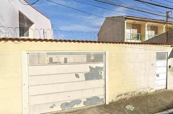 Casa com 02 dormitórios - Proximo ao metro Arthur Alvim