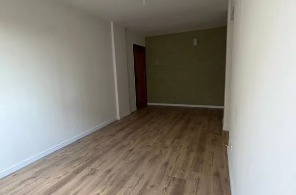 Condomínio Alfazemas, apartamento com 02 dormitórios