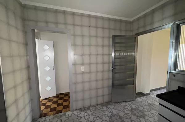 Casa para aluguel, 3 quarto(s),  Vila Amália (zona Leste), São Paulo