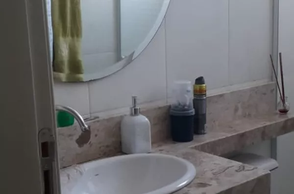 Apartamento 2 dormitórios com garagem 