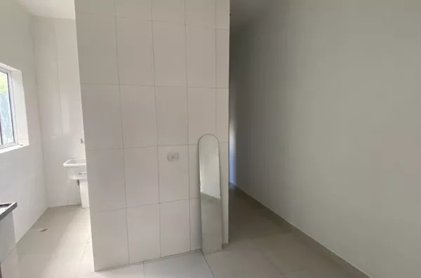 Casa 2 Quartos Próx. Metrô Artur Alvim – Imóvel Novo!