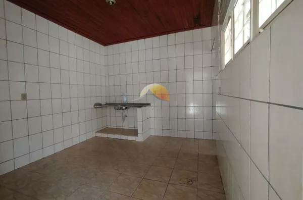 ALUGO CASA NO BAIRRO MORRO CHIC