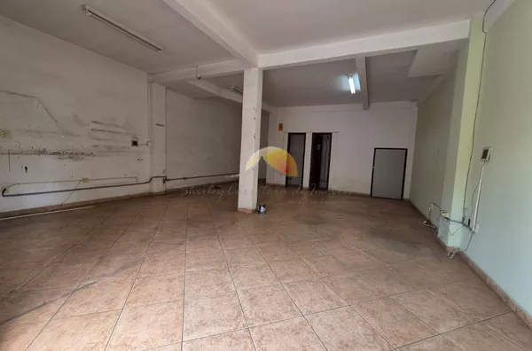 VENDO OU ALUGO ÓTIMO PONTO COMERCIAL NO BAIRRO VARGINHA! - Foto 3