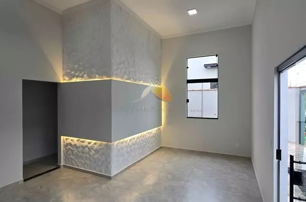 VENDO EXCELENTE CASA NO BAIRRO JARDIM CALIFORNIA