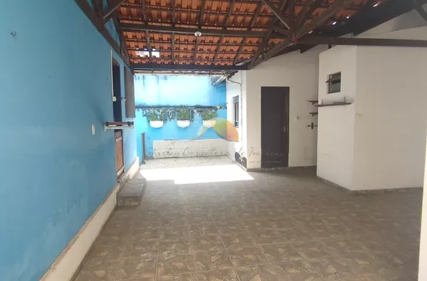 VENDO ÓTIMA CASA NO BAIRRO SANTO ANTÔNIO