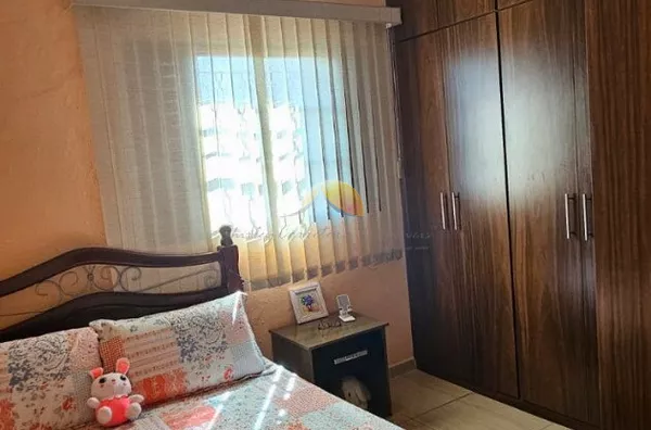 VENDO EXCELENTE CASA NO MORRO CHIC!