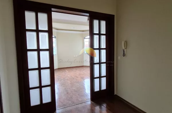 VENDO ÓTIMA CASA NO BAIRRO MEDICINA