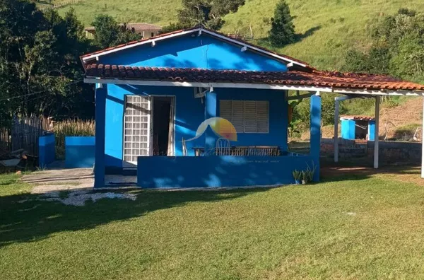 LINDA CHÁCARA PARA VENDA NO BAIRRO PEÕES, ITAJUBÁ-MG.