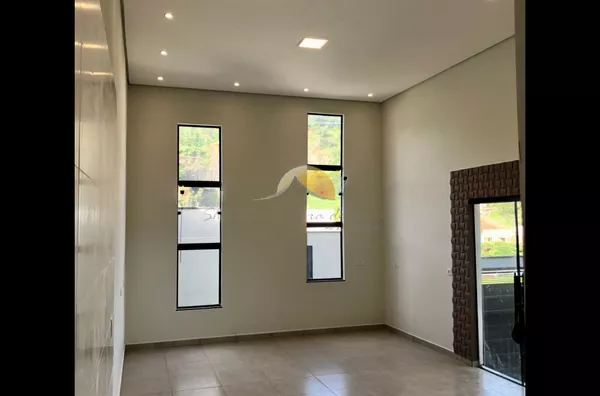 VENDO ÓTIMA CASA NO BAIRRO NOSSA SENHORA DE FÁTIMA!