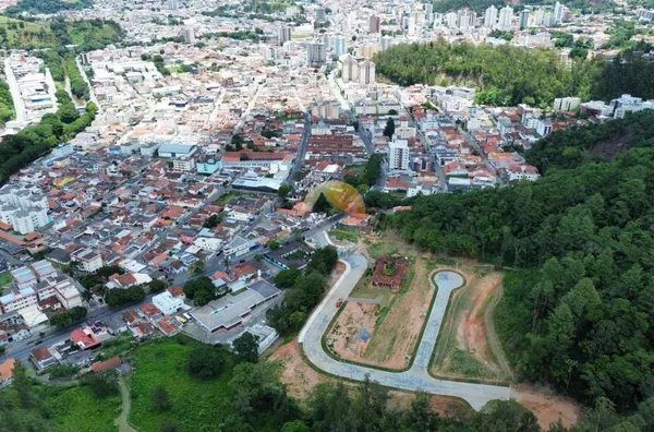 EXCELENTES TERRENOS À VENDA NO DONA FLORA