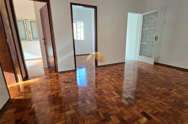 VENDE-SE DUAS CASAS NO BAIRRO VARGINHA