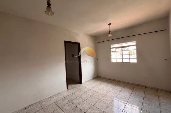 ALUGO APARTAMENTO NO BAIRRO VILA PODDIS!