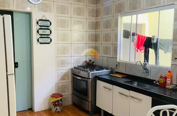 VENDO OU ALUGO ÓTIMA CASA NO BAIRRO JARDIM BERNADETE 