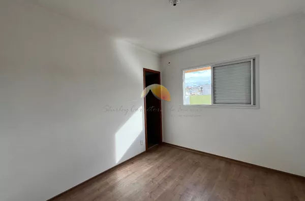 VENDO ÓTIMO APARTAMENTO NO BAIRRO CRUZEIRO