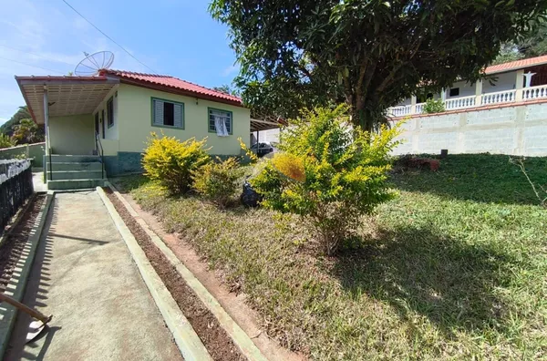 VENDO ÓTIMA CASA EM PIRANGUINHO!