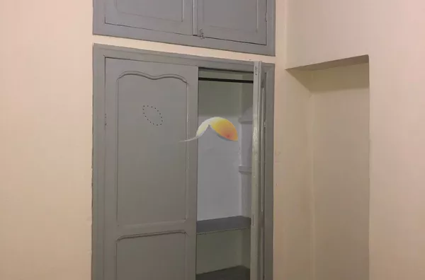 VENDO ÓTIMA CASA COM PONTO COMERCIAL NA RUA NOVA!