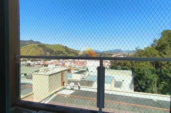 VENDO OU ALUGO EXCELENTE APARTAMENTO NO BAIRRO VARGINHA!