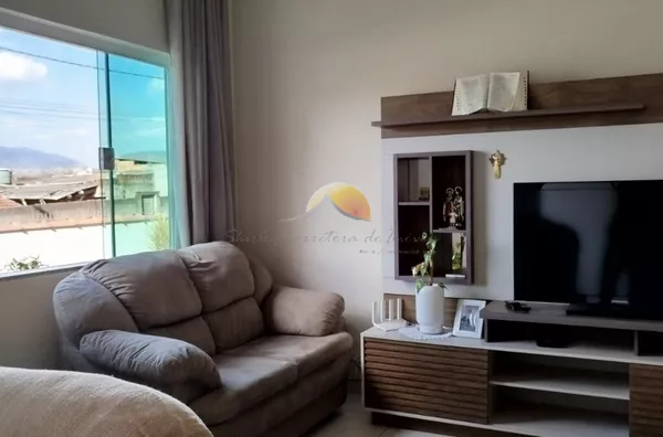  VENDO ÓTIMA CASA NO BAIRRO JARDIM DAS COLINAS.