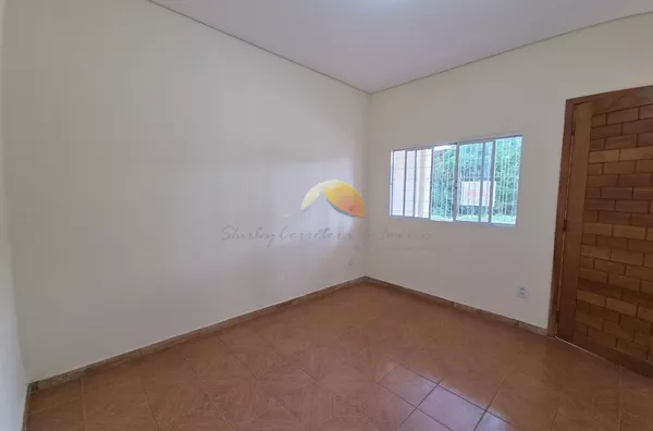 ALUGO ÓTIMA CASA NO BAIRRO BOA VISTA!