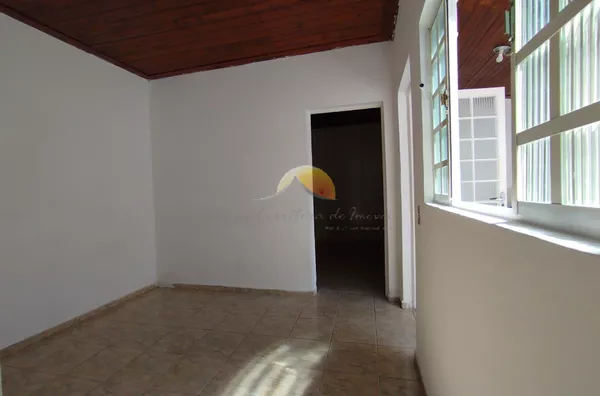 ALUGO CASA NO BAIRRO MORRO CHIC