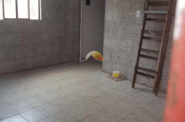 VENDO CASA DE 1 DORMITÓRIO NO REBOURGEON