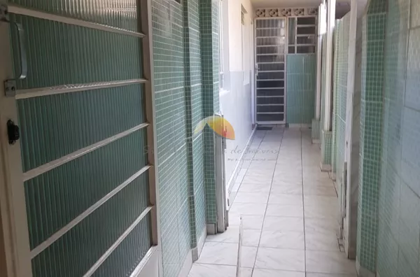 ALUGA-SE CASA NO BAIRRO VARGINHA