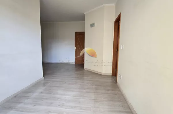 ALUGO EXCELENTE APARTAMENTO NO BAIRRO VARGINHA!