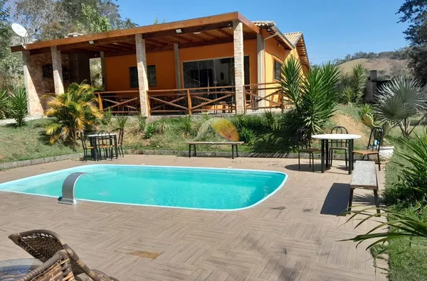 VENDO OU ALUGO P/TEMPORADA ÓTIMO SITIO PARA TEMPORADA