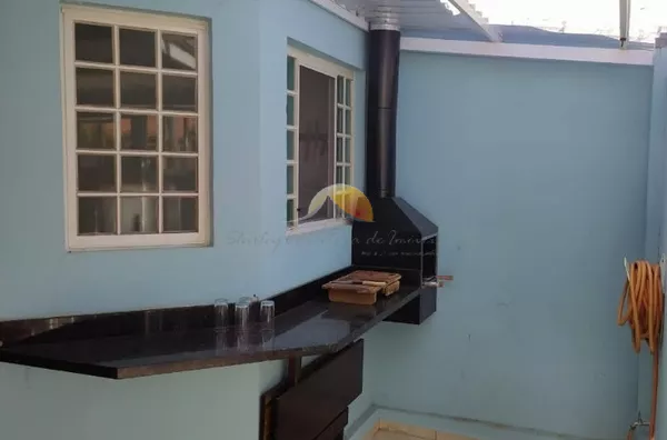 VENDE-SE CASA NO BAIRRO VARGINHA