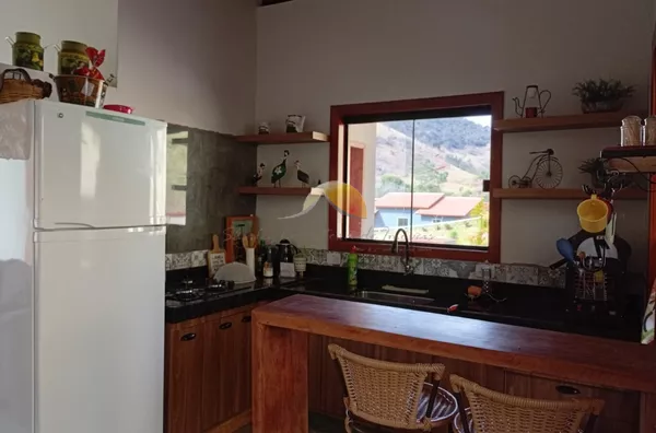 VENDO OU ALUGO PARA TEMPORADA EXCELENTE CHÁCARA EM PIRANGUÇU!