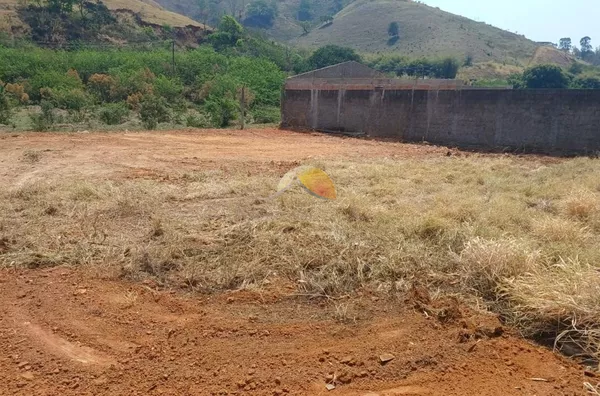 VENDO EXCELENTE TERRENO NO BAIRRO VARGINHA!