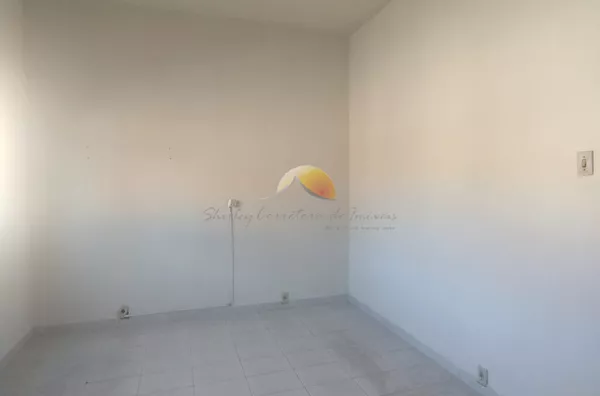 ALUGA-SE CASA NO CENTRO DE ITAJUBÁ