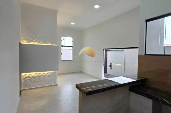 VENDO EXCELENTE CASA NO BAIRRO JARDIM CALIFORNIA